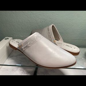 Tom’s Glacier Gray Mules